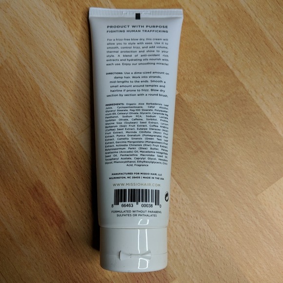 MISSIO Smooth & Frizz Control Hair Styling Cream - Picture 3 of 5